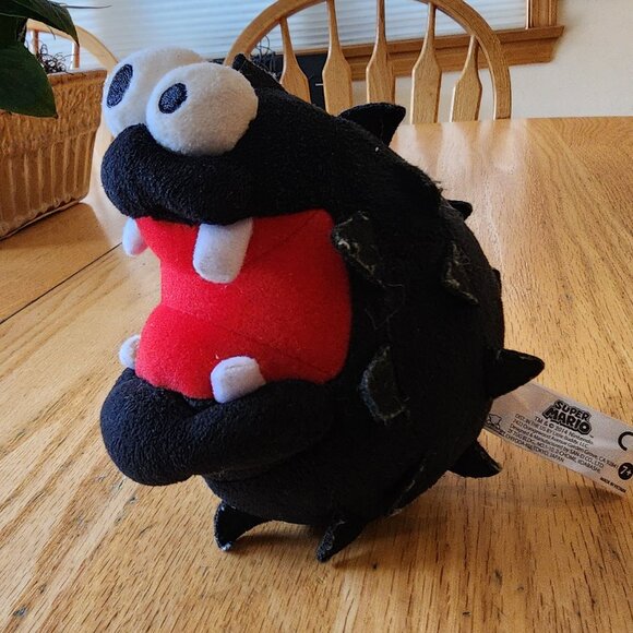 Super Mario Bros. Fuzzy Little Buddy Plushie Toy - Picture 6 of 12